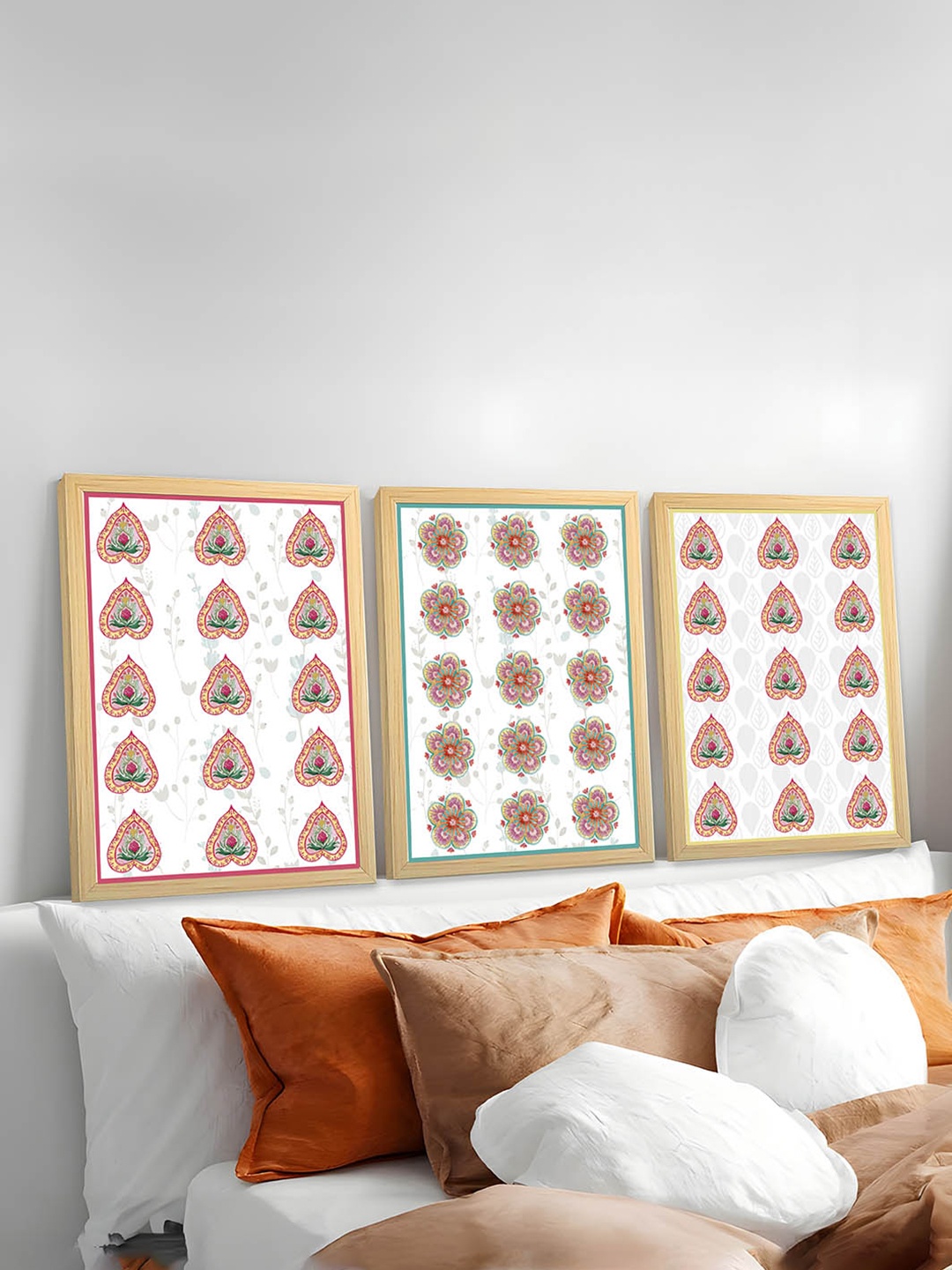 

Art Street Purple & Pink 3 Pieces Indian Lotus Floral Motif Painting Wall Art