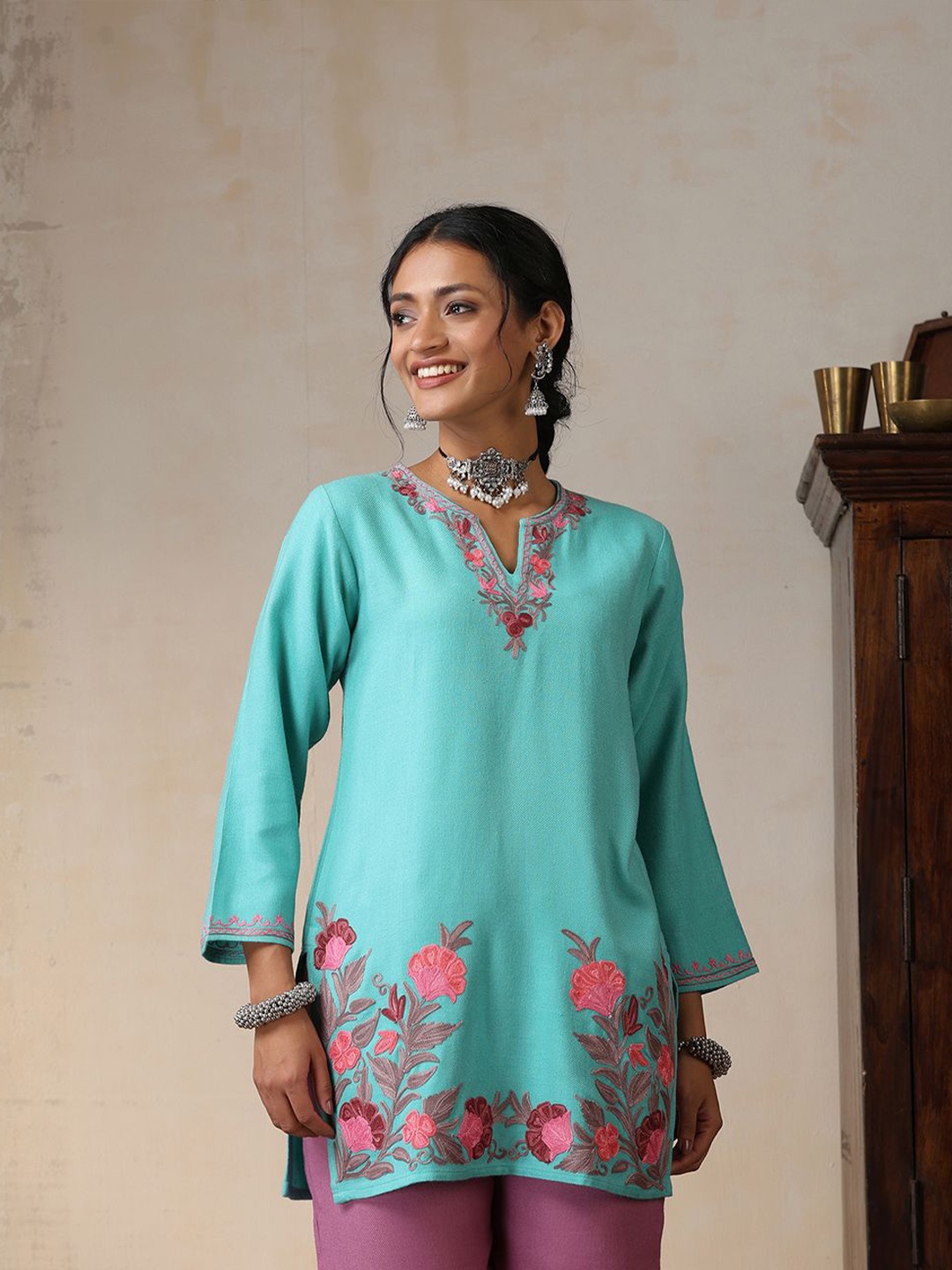 

House of Chikankari HOC Crafts Aari Woven short Kurta, Turquoise blue