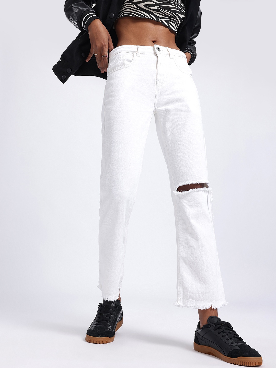 

glitchez Women Straight Fit Slash Knee Jeans, White