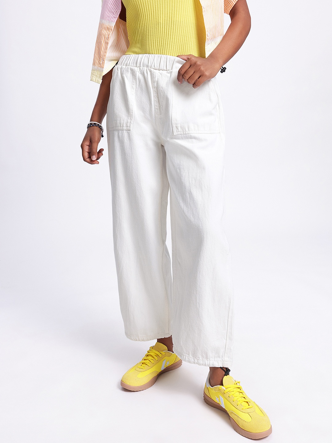 

glitchez Women Streetwear Style Pure Cotton Cropped Parachute Jeans, White