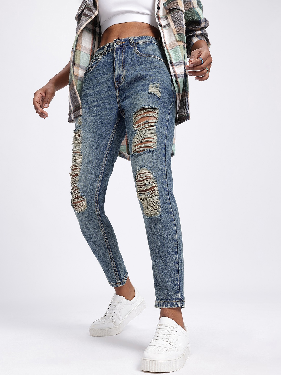 

glitchez Women Rugged Reviva Highly Distressed Mom Jeans, Blue