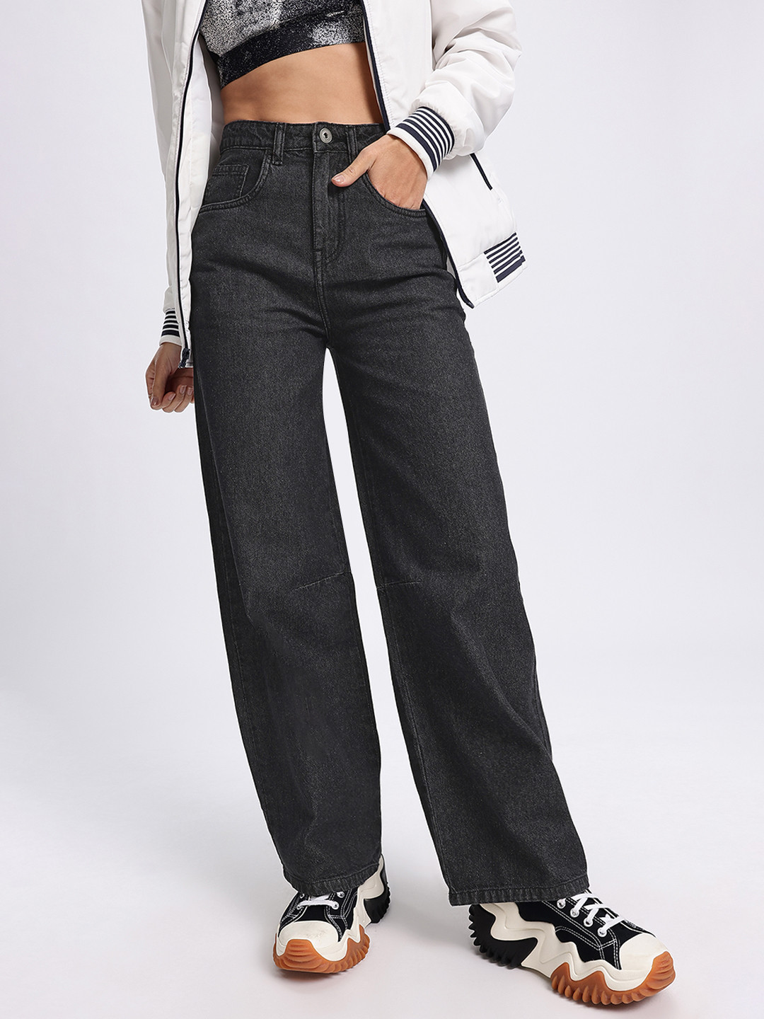 

glitchez Women Contour Curve Barrel Jeans, Black