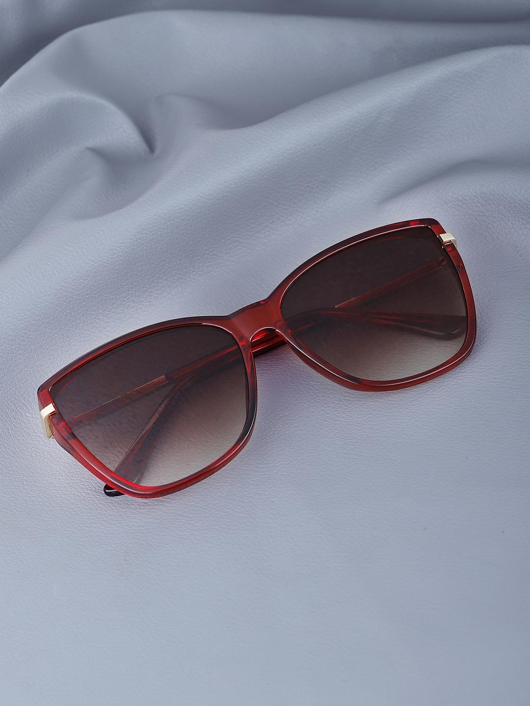

Carlton London Women Cateye Sunglasses with UV Protected Lens, Red
