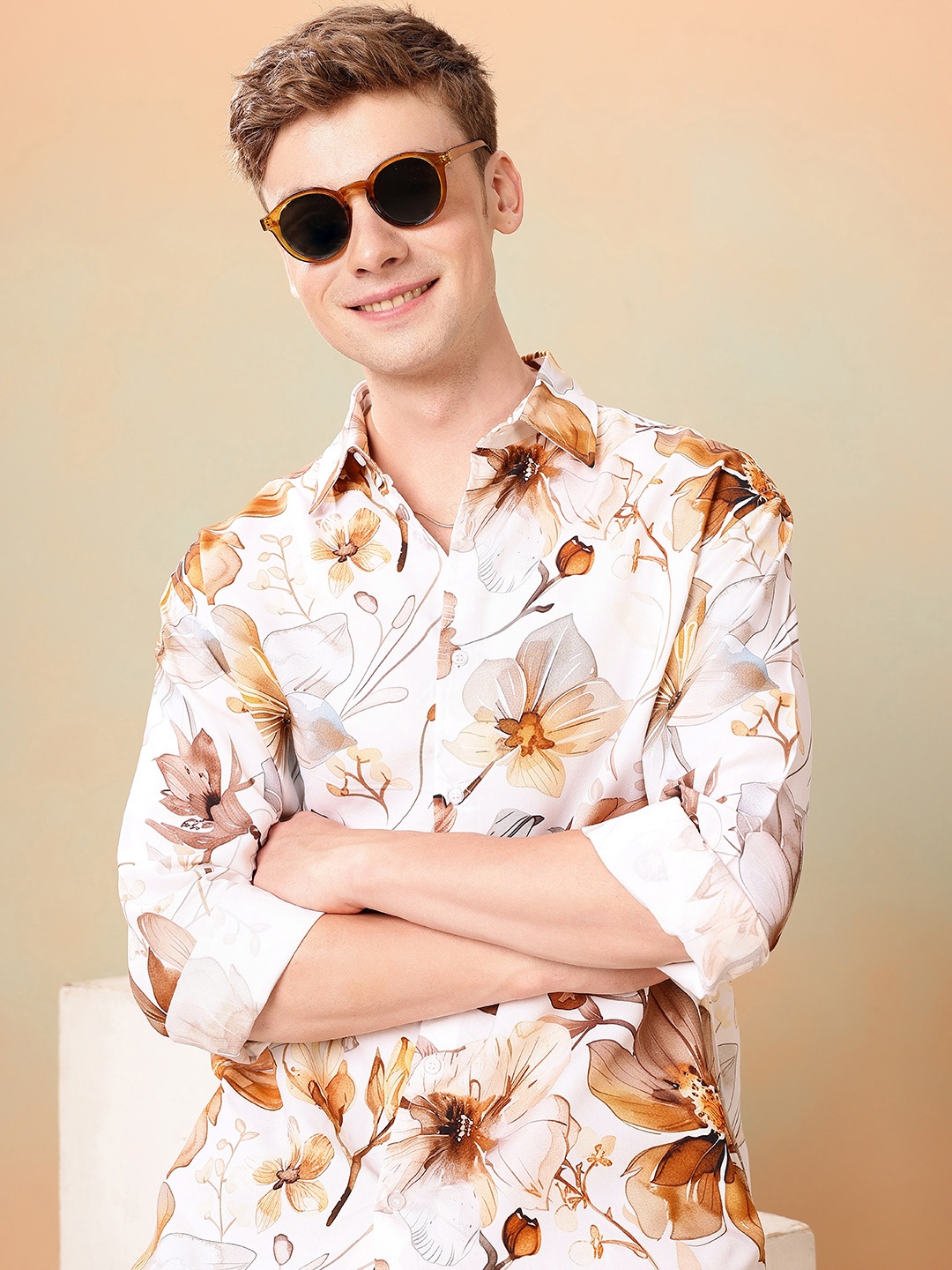 

Mast & Harbour Relaxed Fit Opaque Floral Printed Casual Shirt, White