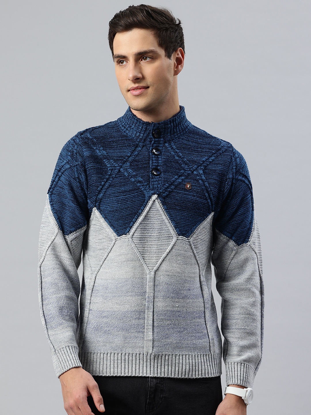 

Pierre Carlo Men Colourblocked Pullover, Navy blue