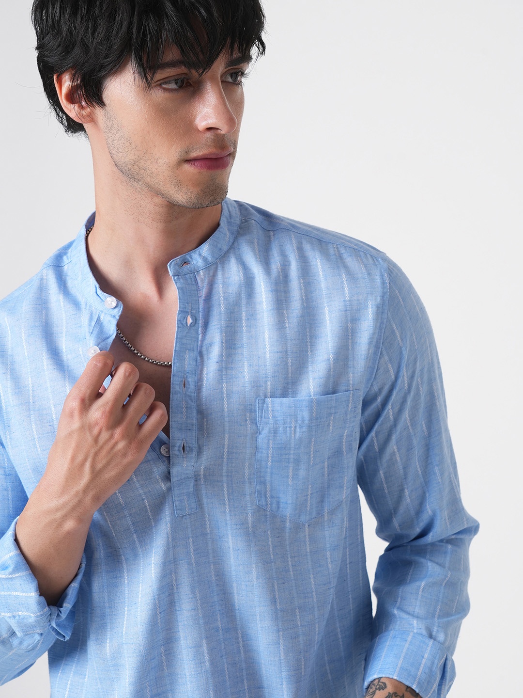

VASTRADO Striped Mandarin Collar Cotton Dobby A-Line Short Kurta, Blue