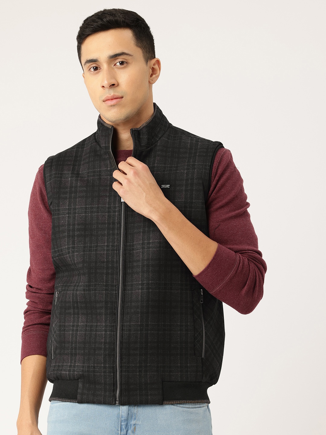 

Monte Carlo Checked Sleeveless Tailored Jacket, Navy blue