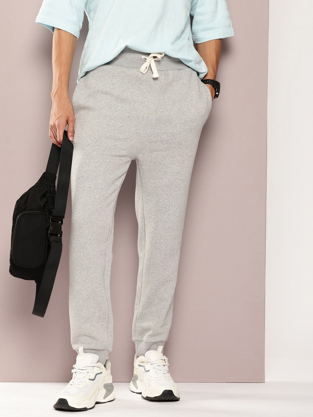 

Kook N Keech Men Solid Relaxed Joggers, Grey