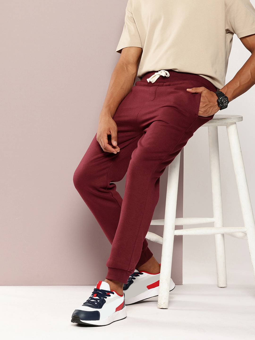 

Kook N Keech Men Solid Relaxed Joggers, Maroon