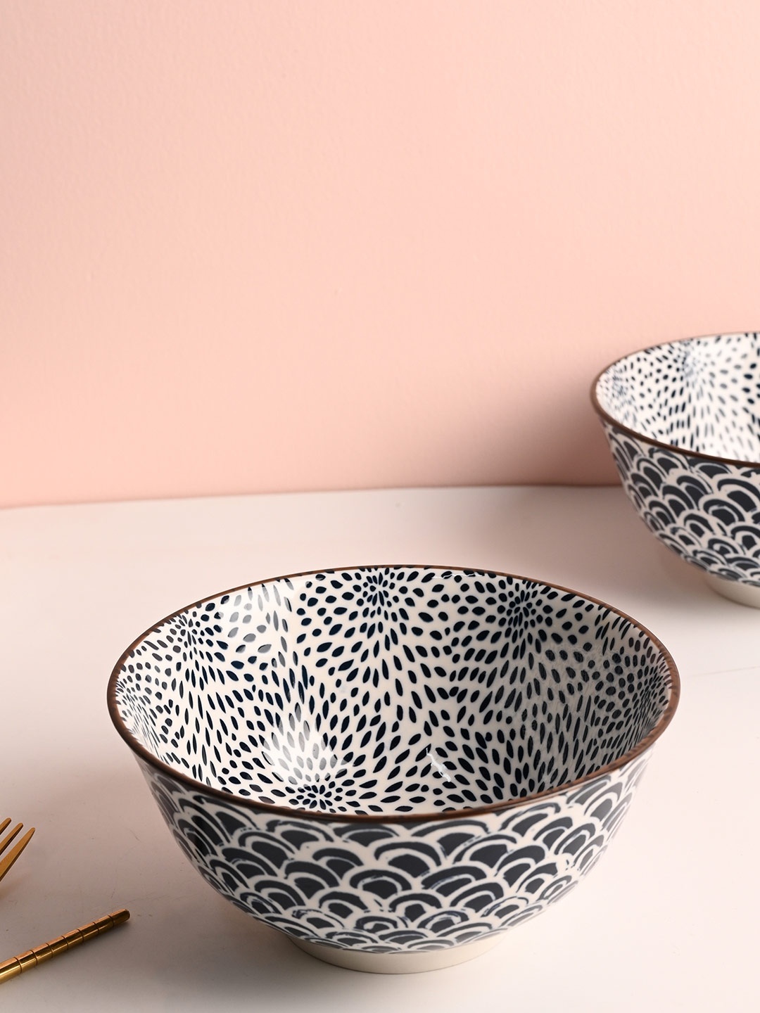 

MARKET99 Blue & Beige 2 Pieces Printed Ceramic Bowls 650 ml