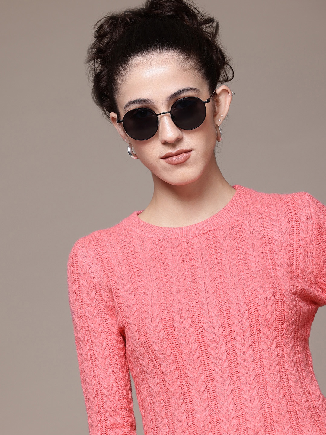 

The Roadster Lifestyle Co. Knitted Woollen Pullover, Peach