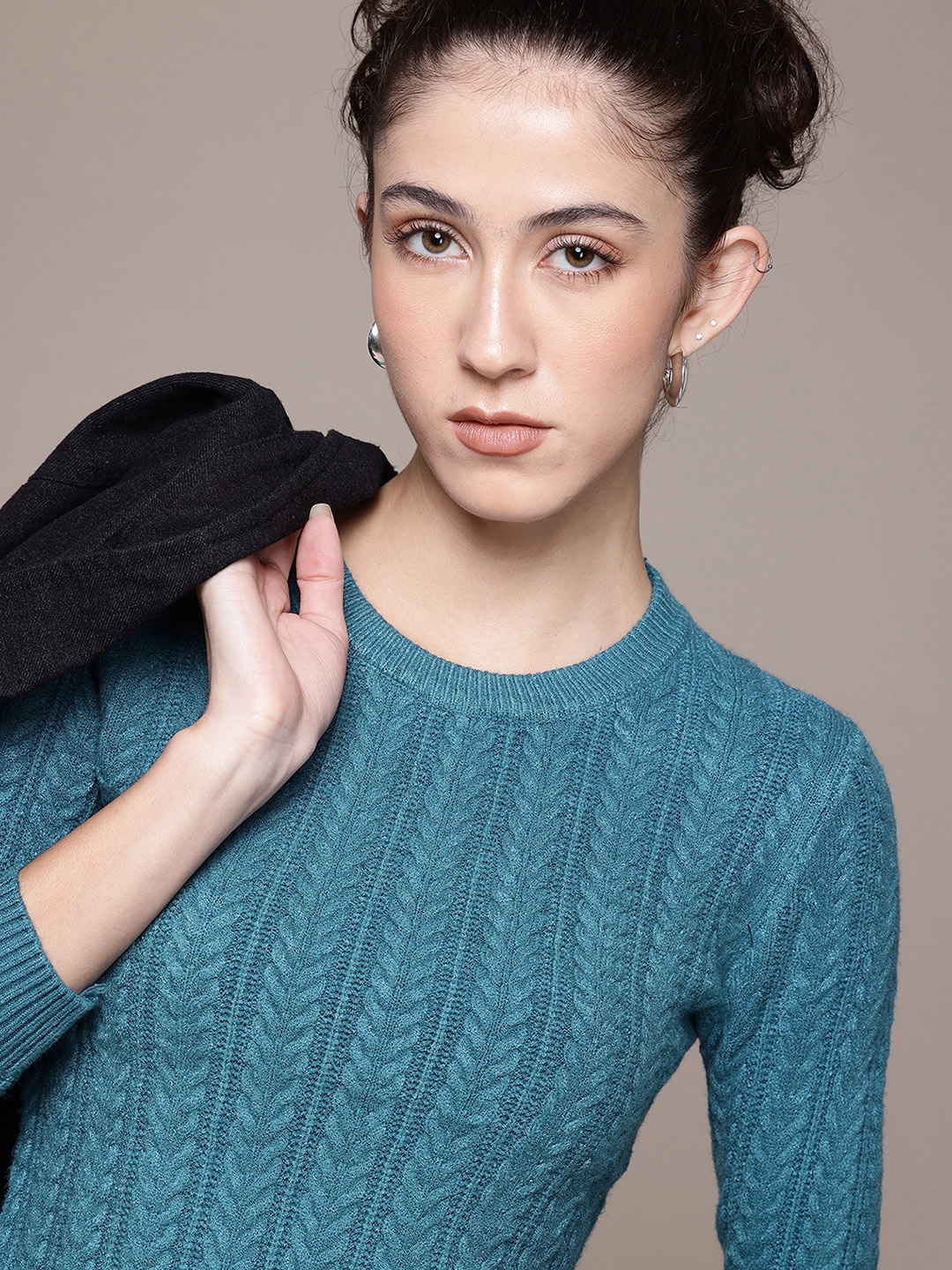 

The Roadster Lifestyle Co. Knitted Woollen Pullover, Teal