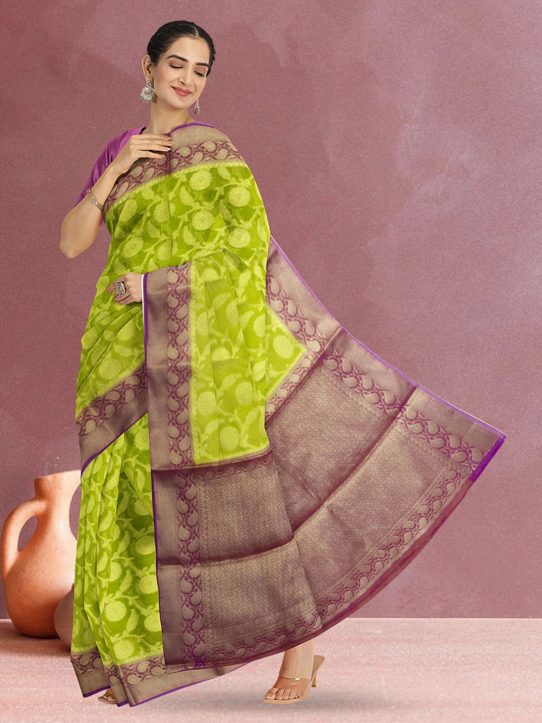 

Avishya Woven Design Zari Organza Banarasi Saree, Green