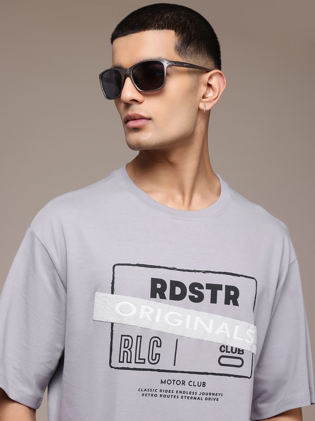 

The Roadster Lifestyle Co. Typography Pure Cotton Relaxed T-shirt, Grey