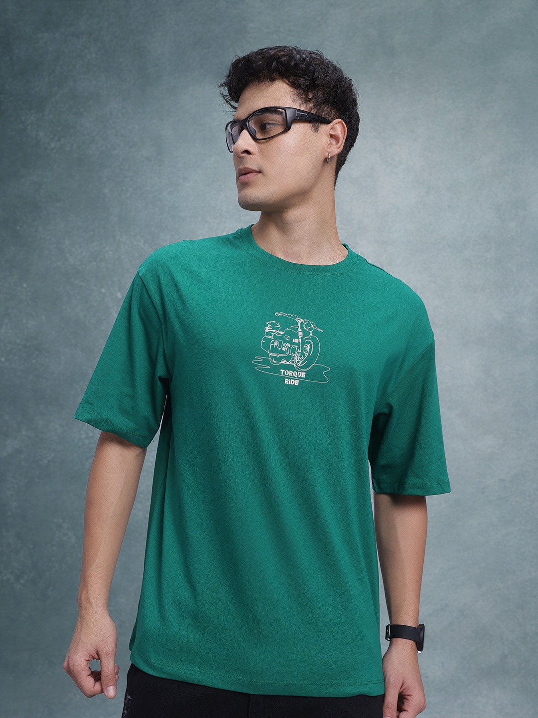 

The Roadster Life Co. Men Printed Pure Cotton Relaxed Fit T-shirt, Teal
