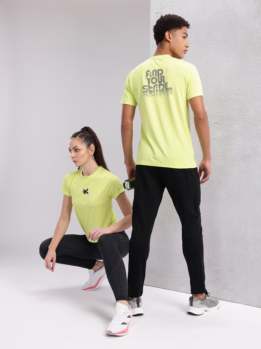 

HRX by Hrithik Roshan Couple Tee Collection Typography Print Rapid-Dry Running T-shirt, Fluorescent green