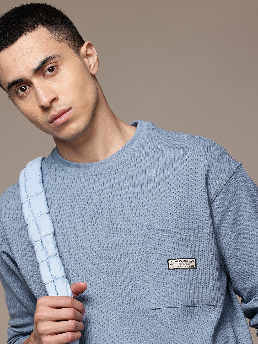 

The Roadster Lifestyle Co. Textured Drop-Shoulder Sleeves Pocket Detail Relaxed T-shirt, Blue