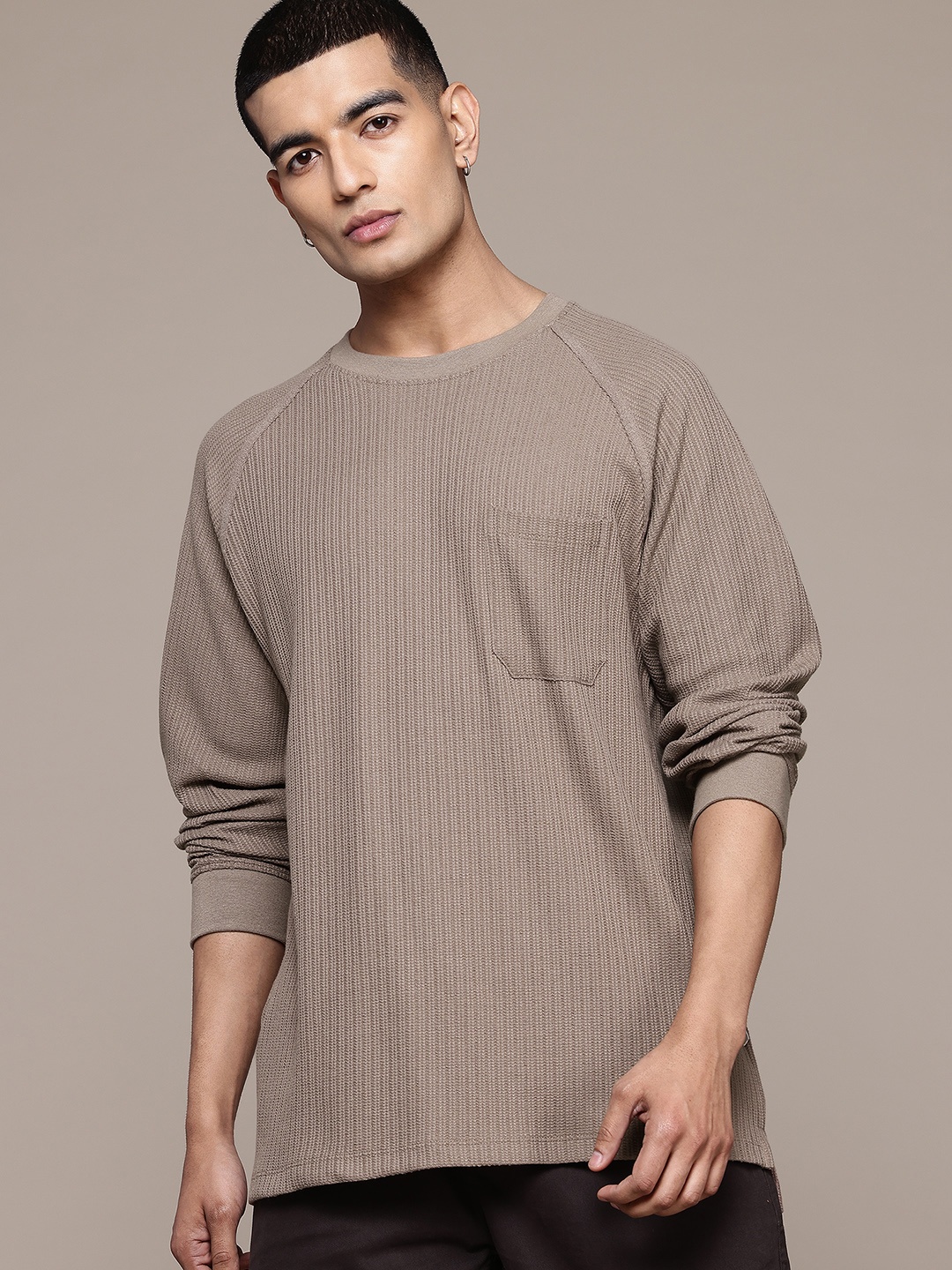 

The Roadster Lifestyle Co. Self-Striped Raglan Sleeves Relaxed Fit T-shirt, Brown