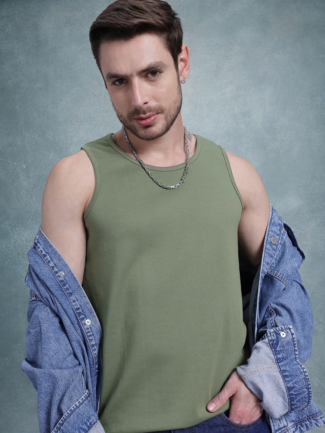 

The Roadster Life Co. Pure Cotton Sleeveless T-shirt, Green