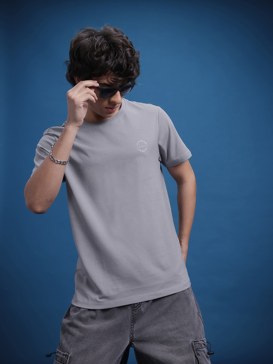 

The Roadster Life Co. Solid Pure Cotton T-shirt, Grey