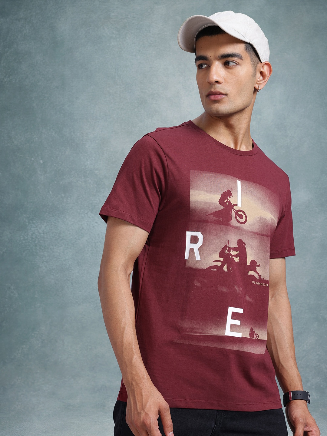 

The Roadster Life Co. Graphic Print Pure Cotton Regular Fit T-shirt, Maroon