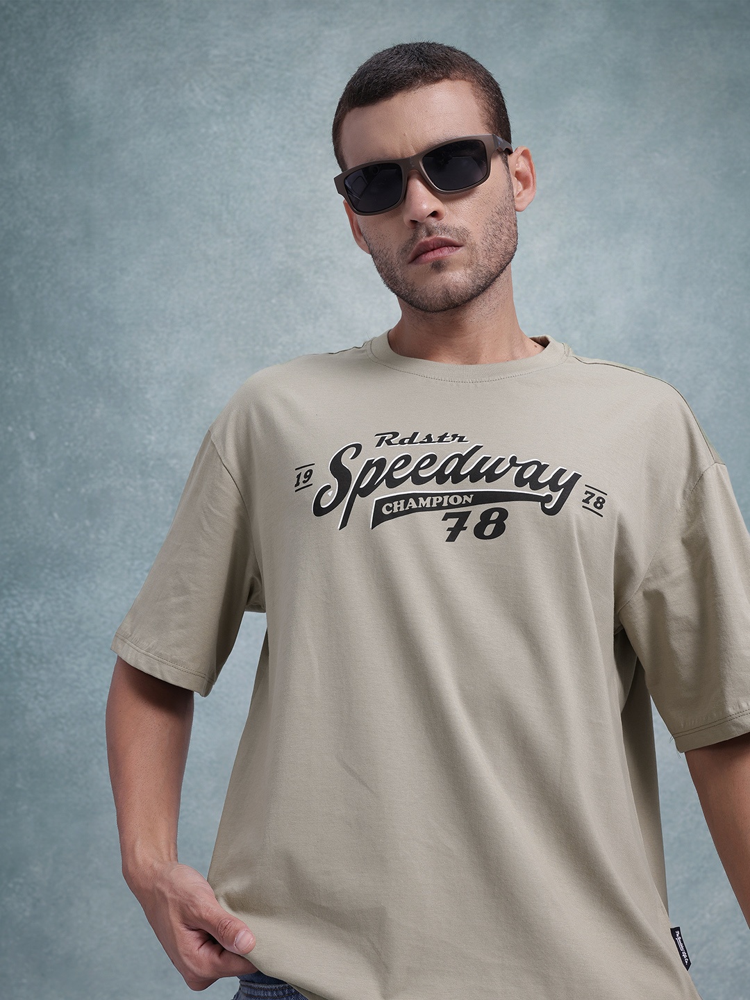 

The Roadster Life Co. Printed Pure Cotton Oversized T-shirt, Green