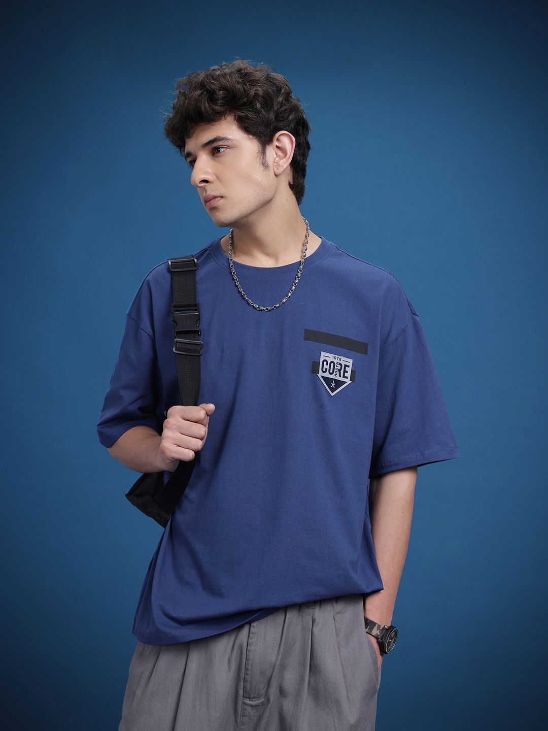 

The Roadster Life Co. Pure Cotton Drop-Shoulder Sleeves T-shirt, Blue