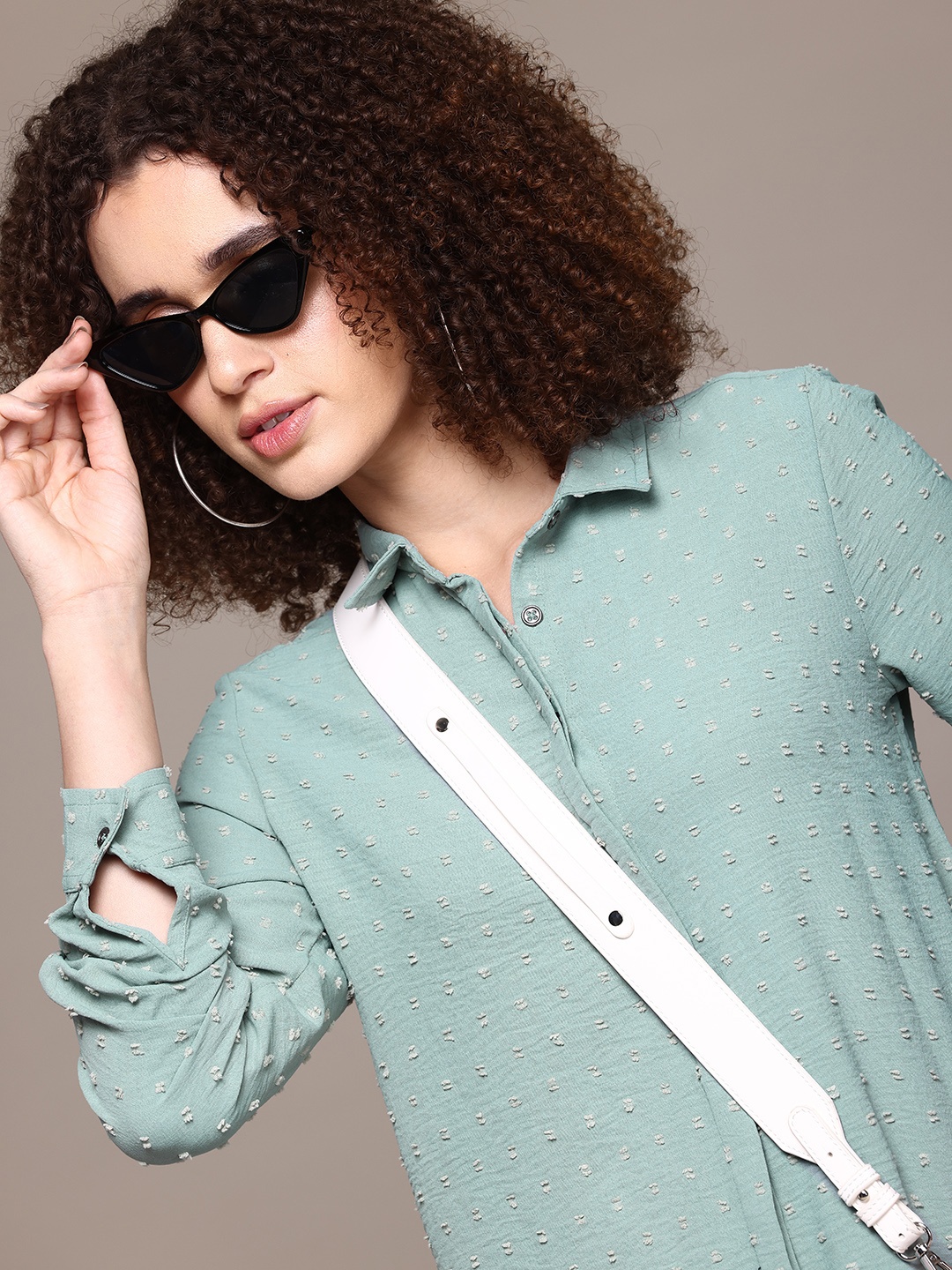 

The Roadster Lifestyle Co. Textured Casual Shirt, Sea green
