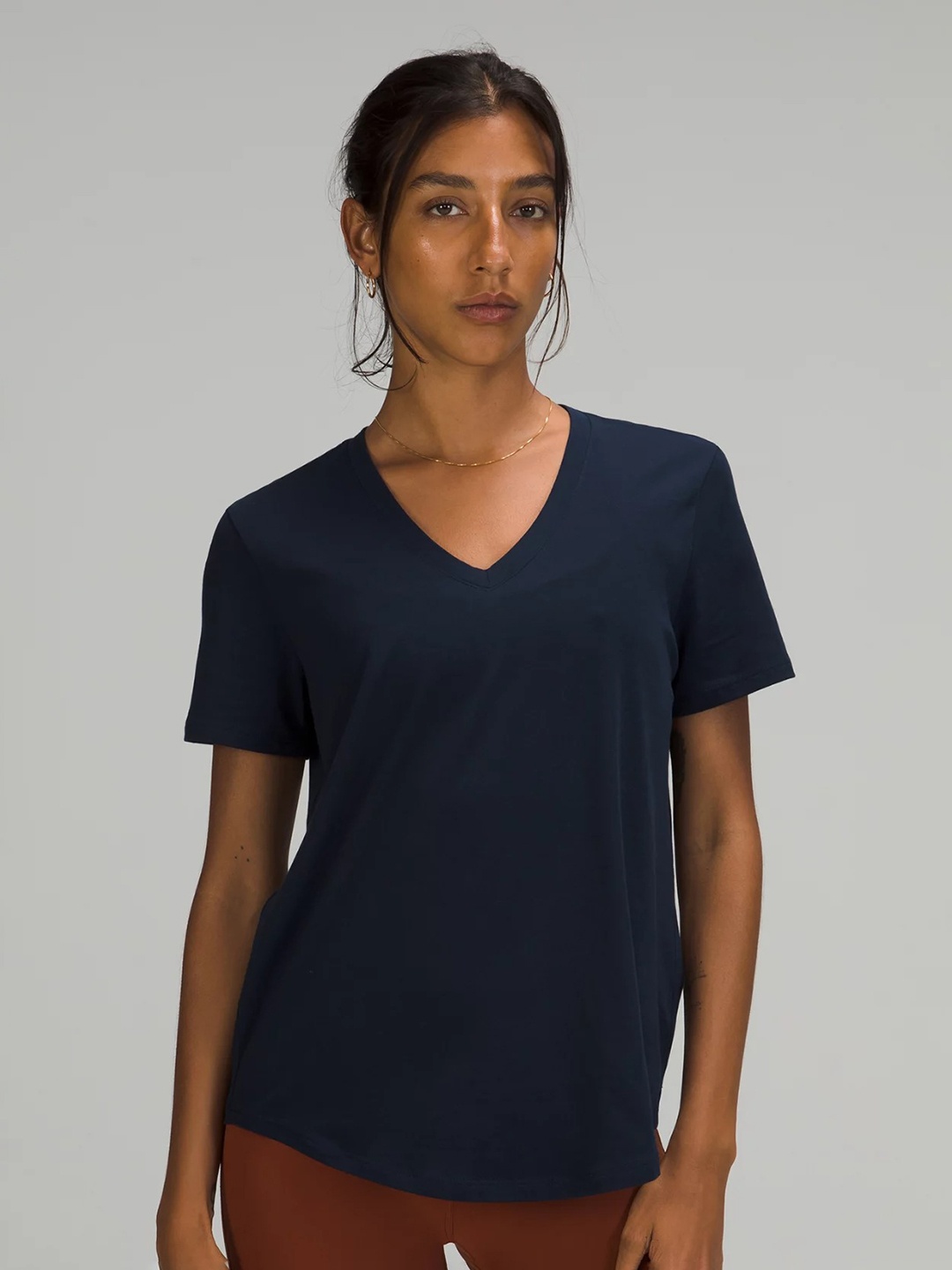 

appulse Women Solid V-Neck Cotton T-shirt, Navy blue