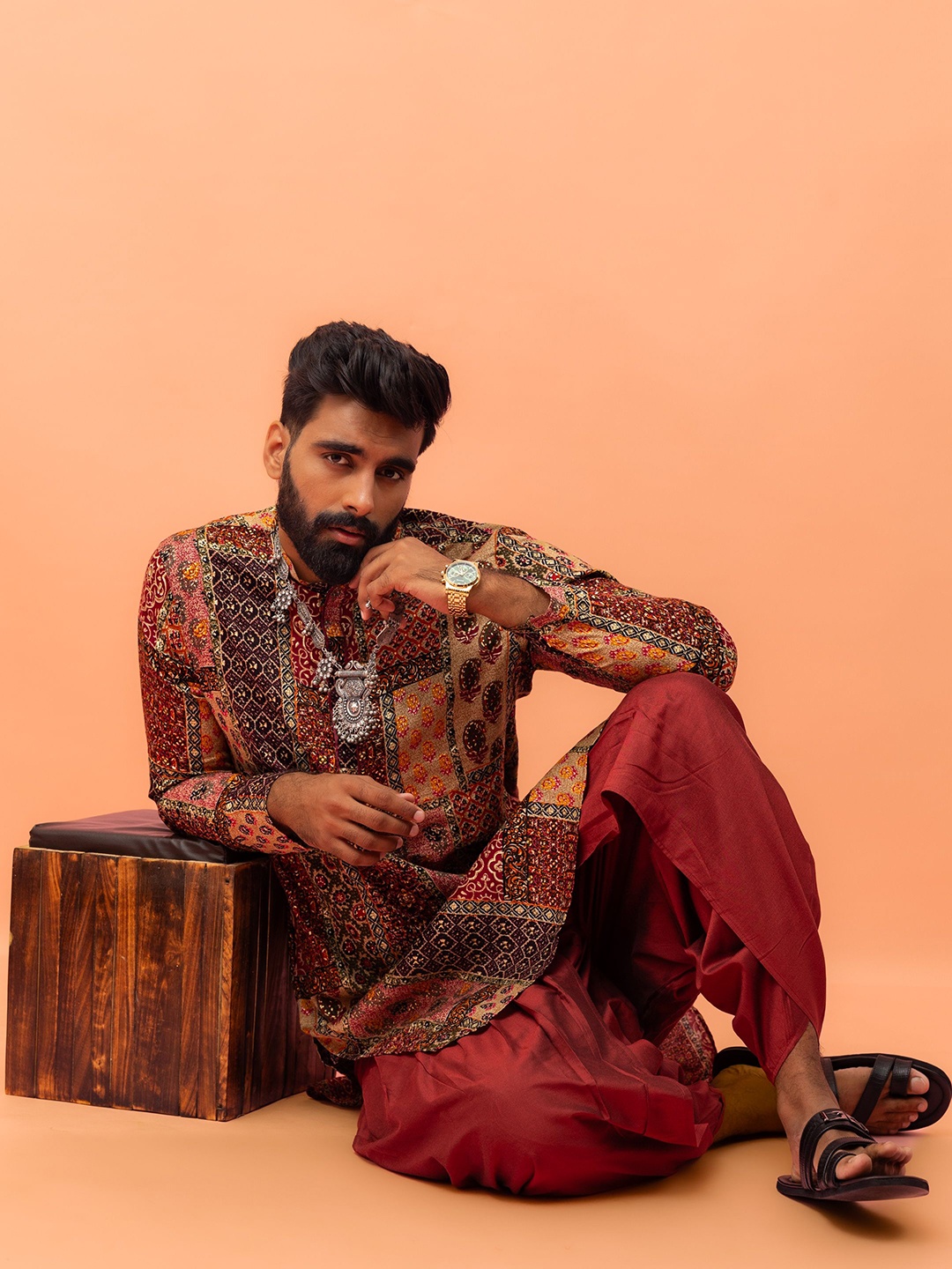 

KISAH Ethnic Motifs Printed Mandarin Collar Straight Kurta with Dhoti Pants, Maroon