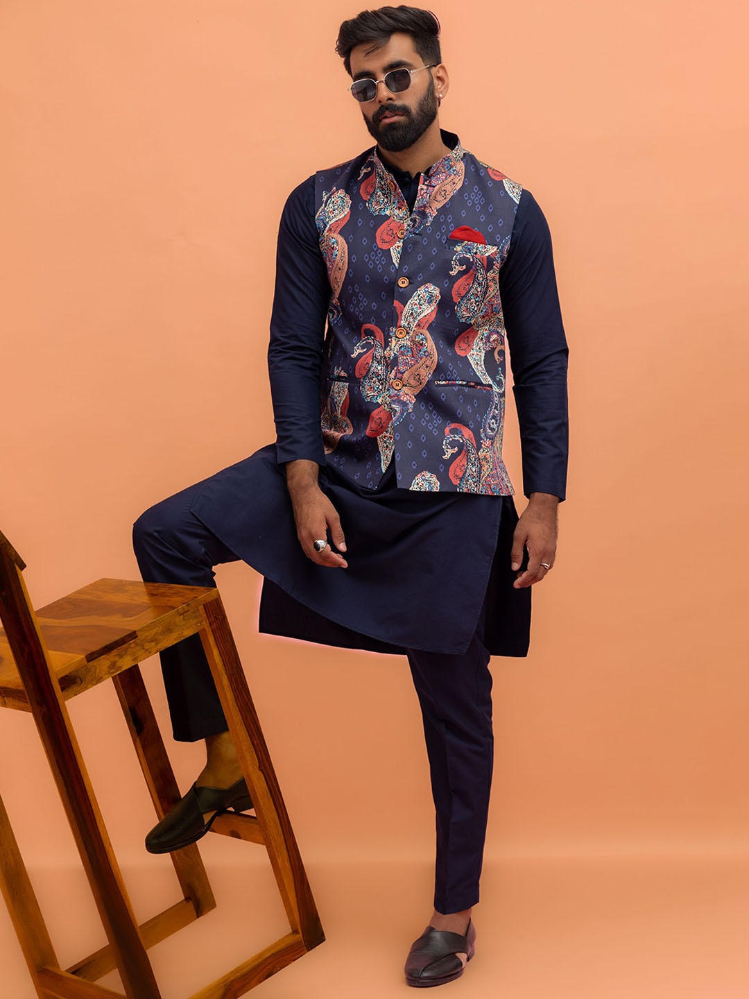 

KISAH Straight Kurta with Trousers & Printed Nehru Jacket, Navy blue
