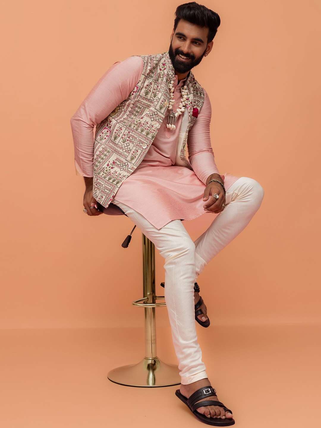 

KISAH Mandarin Collar Straight Kurta With Churidar & Printed Nehru jacket, Pink