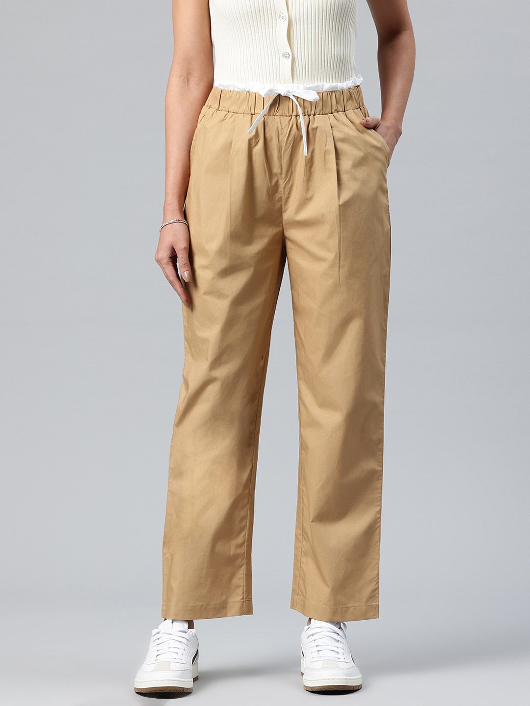 Popnetic Women Loose Fit High-Rise Pleated Trousers, Camel brown