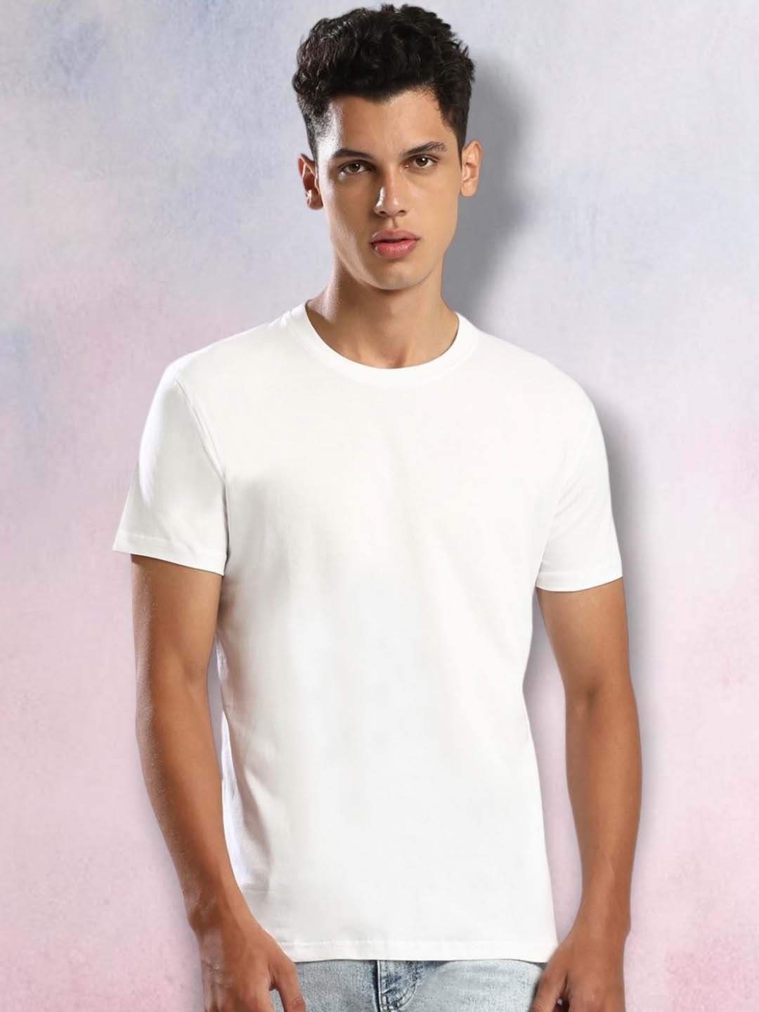

THE DAILY OUTFITS Men Solid Round Neck Cotton T-shirt, White