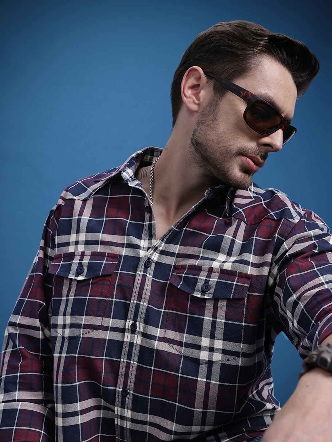 

The Roadster Life co. Relaxed Fit Checked Casual Pure Cotton Shirt, Navy blue