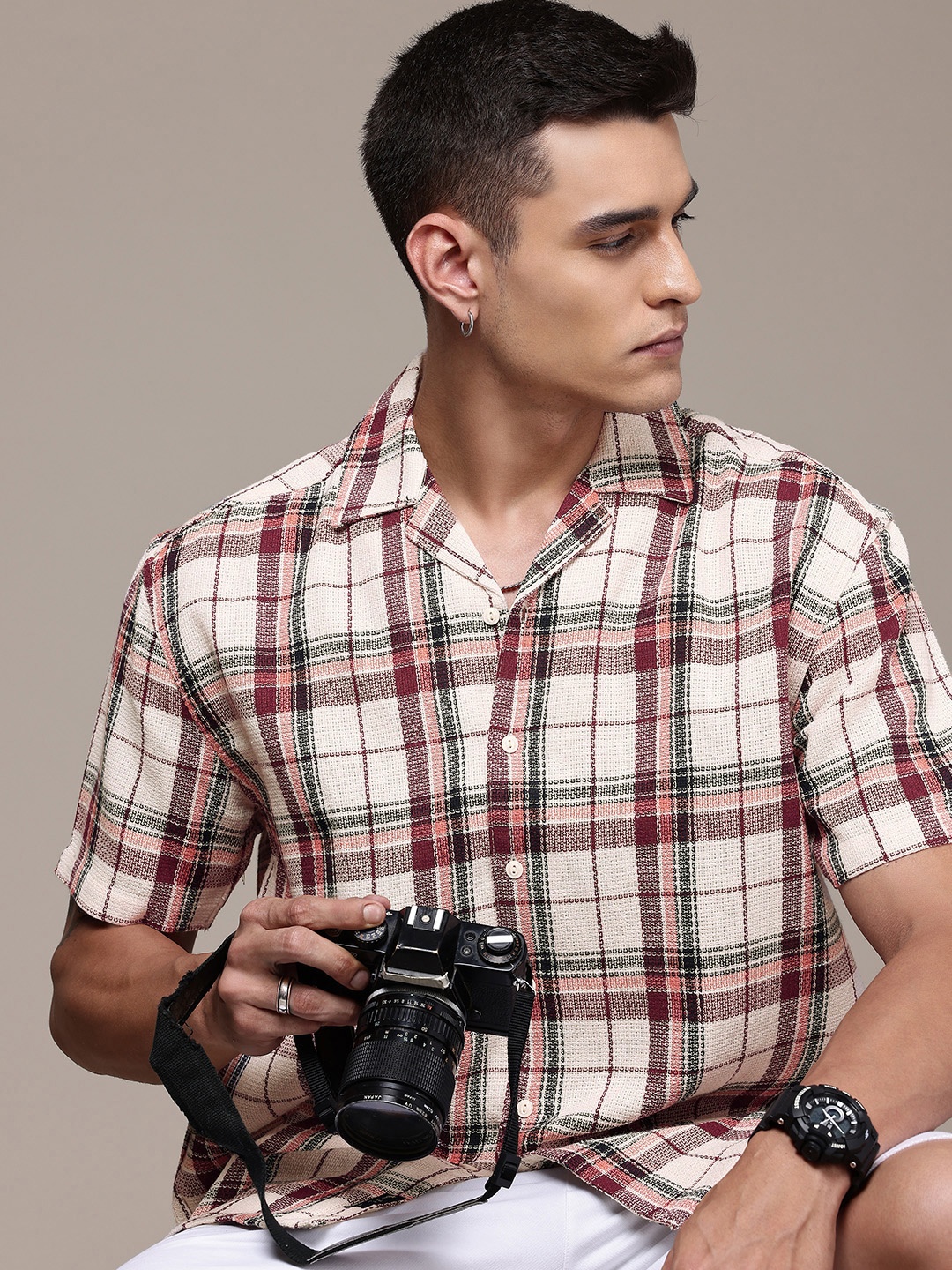 

The Roadster Life Co. Self Checked Cuban Collar Relaxed Fit Casual Shirt, Cream