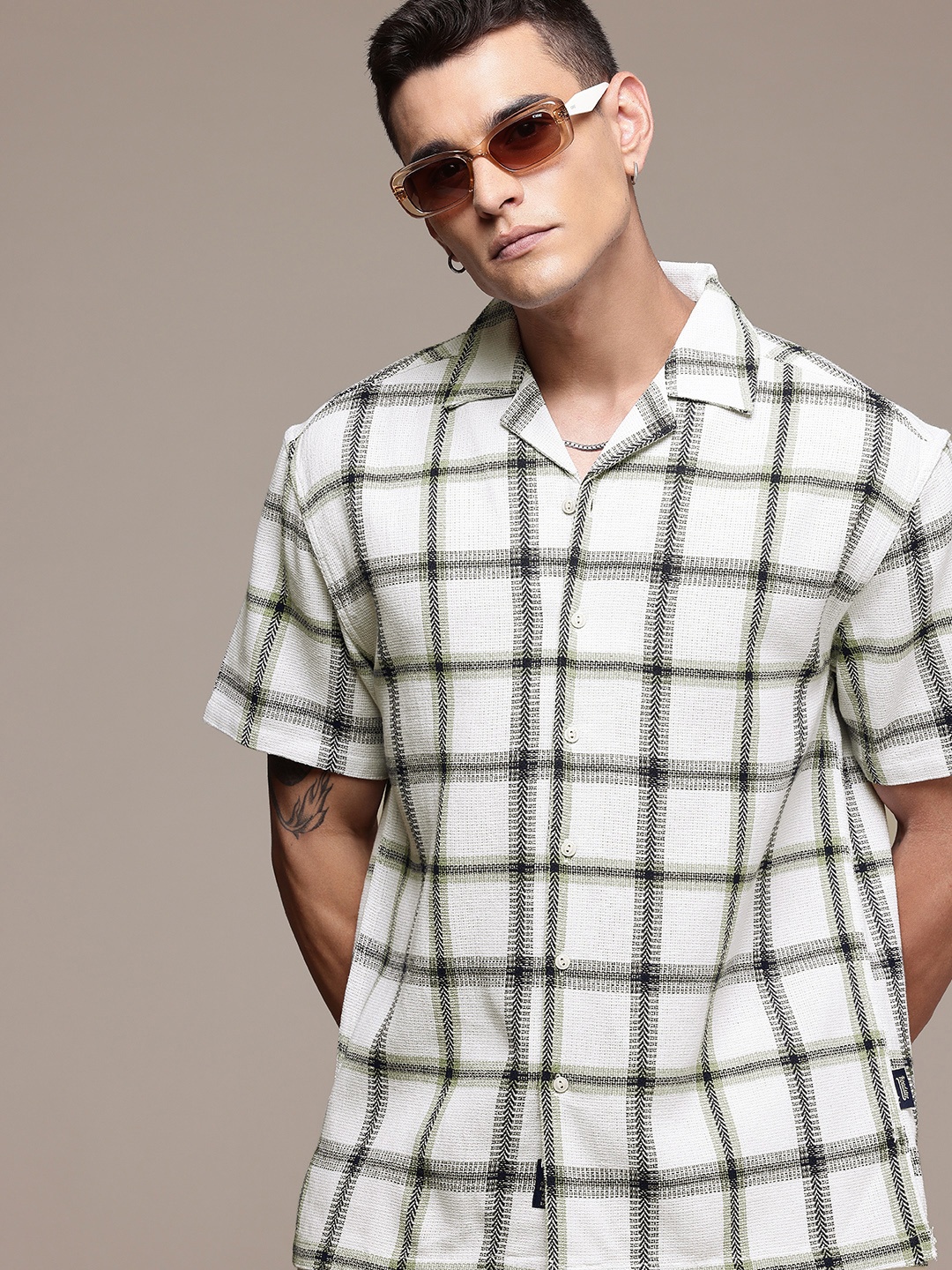 

The Roadster Life Co. Relaxed Fit Self Checked Drop-Shoulder Sleeves Casual Shirt, Off white