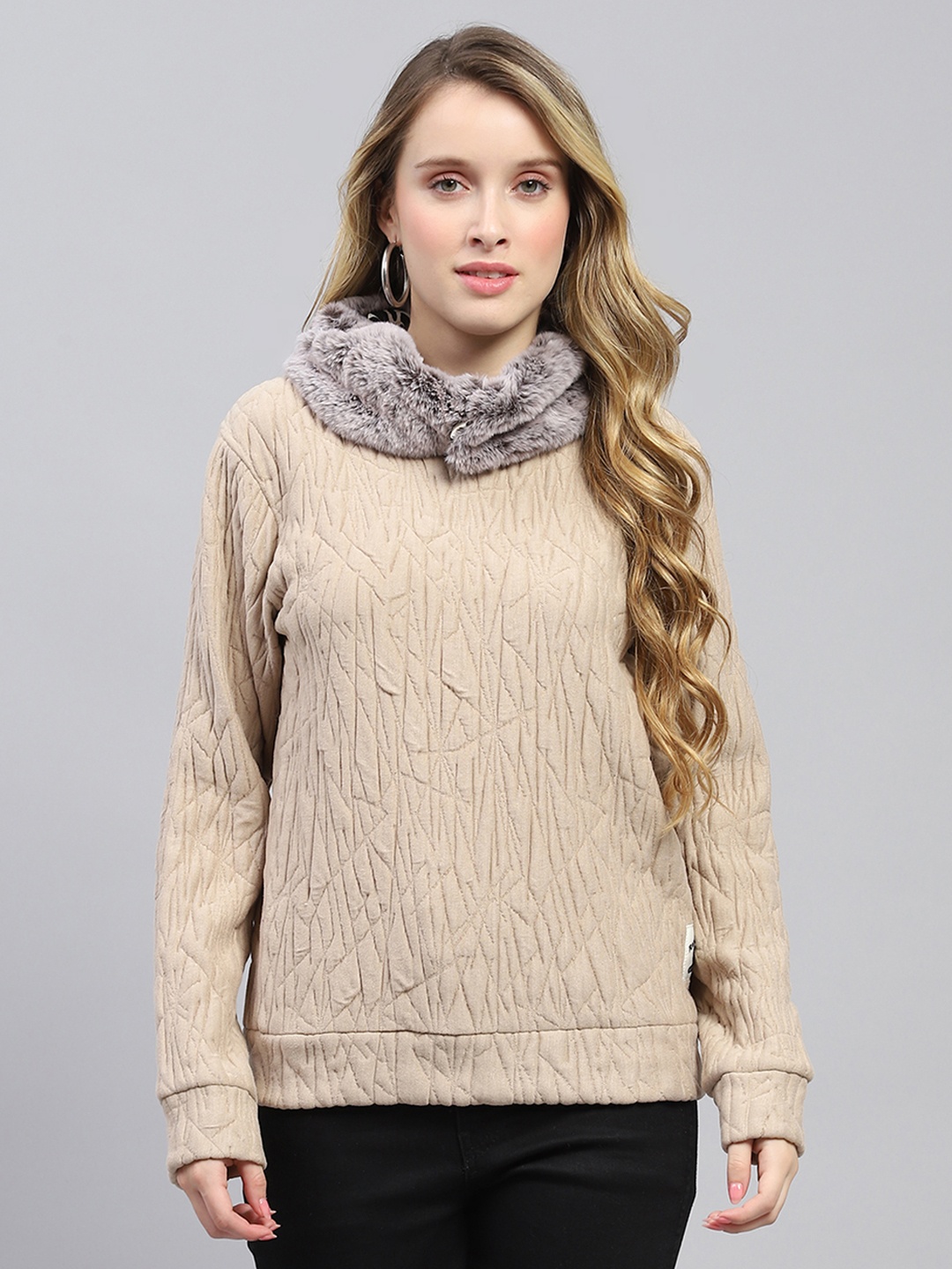

Monte Carlo Women Detachable Faux Fur Trim Sweatshirt, Beige