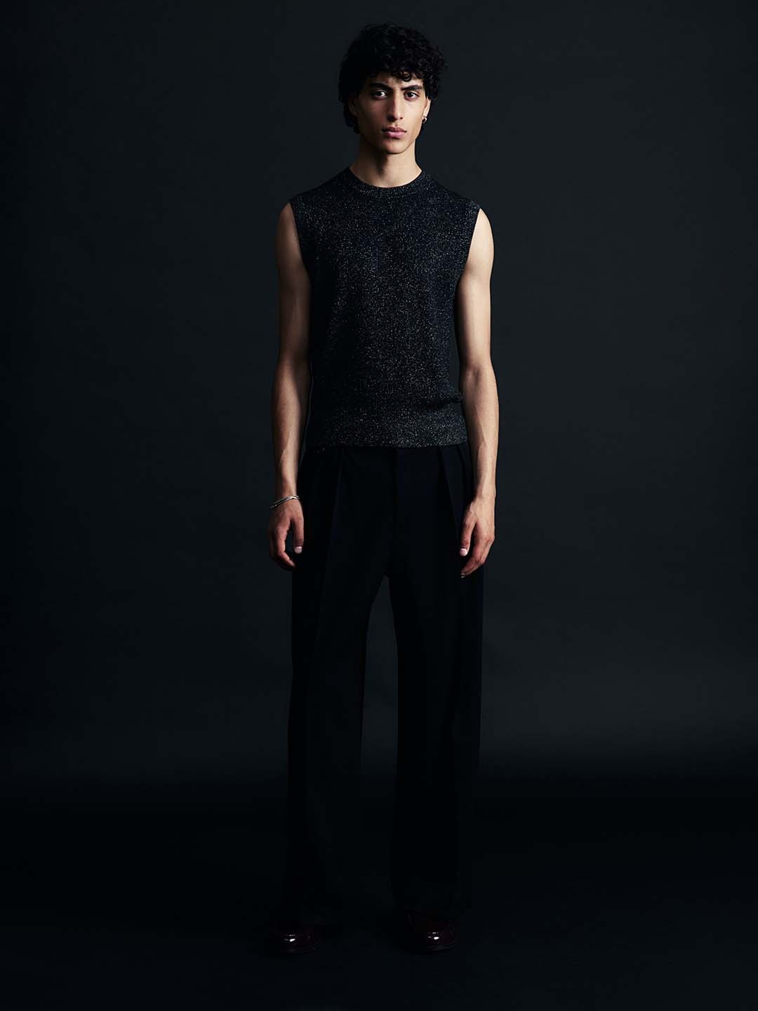 

H&M Slim Fit Glittery Sweater Vest, Black