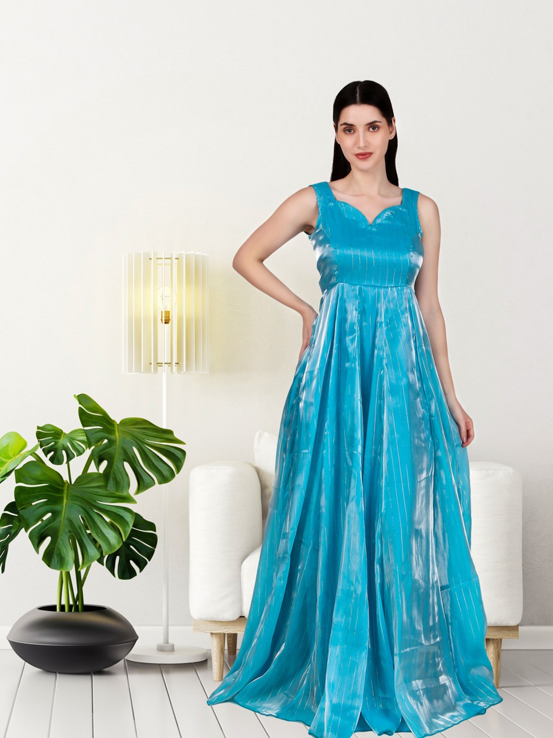 

Magnetism Women Fit and Falred Sleeveless Jimichoo Gown with Linning, Blue