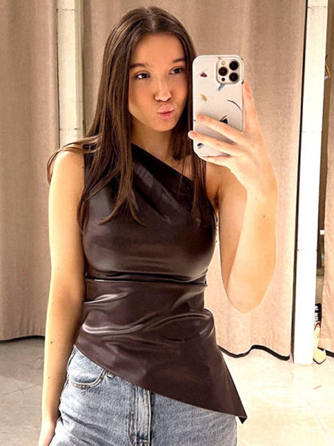 

HERE&NOW Women Round Neck Sleeveless Top, Brown