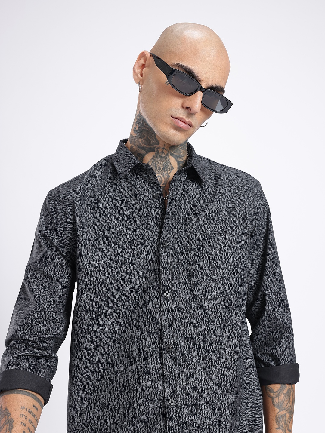 

glitchez City Classic Printed Casual Shirt, Black