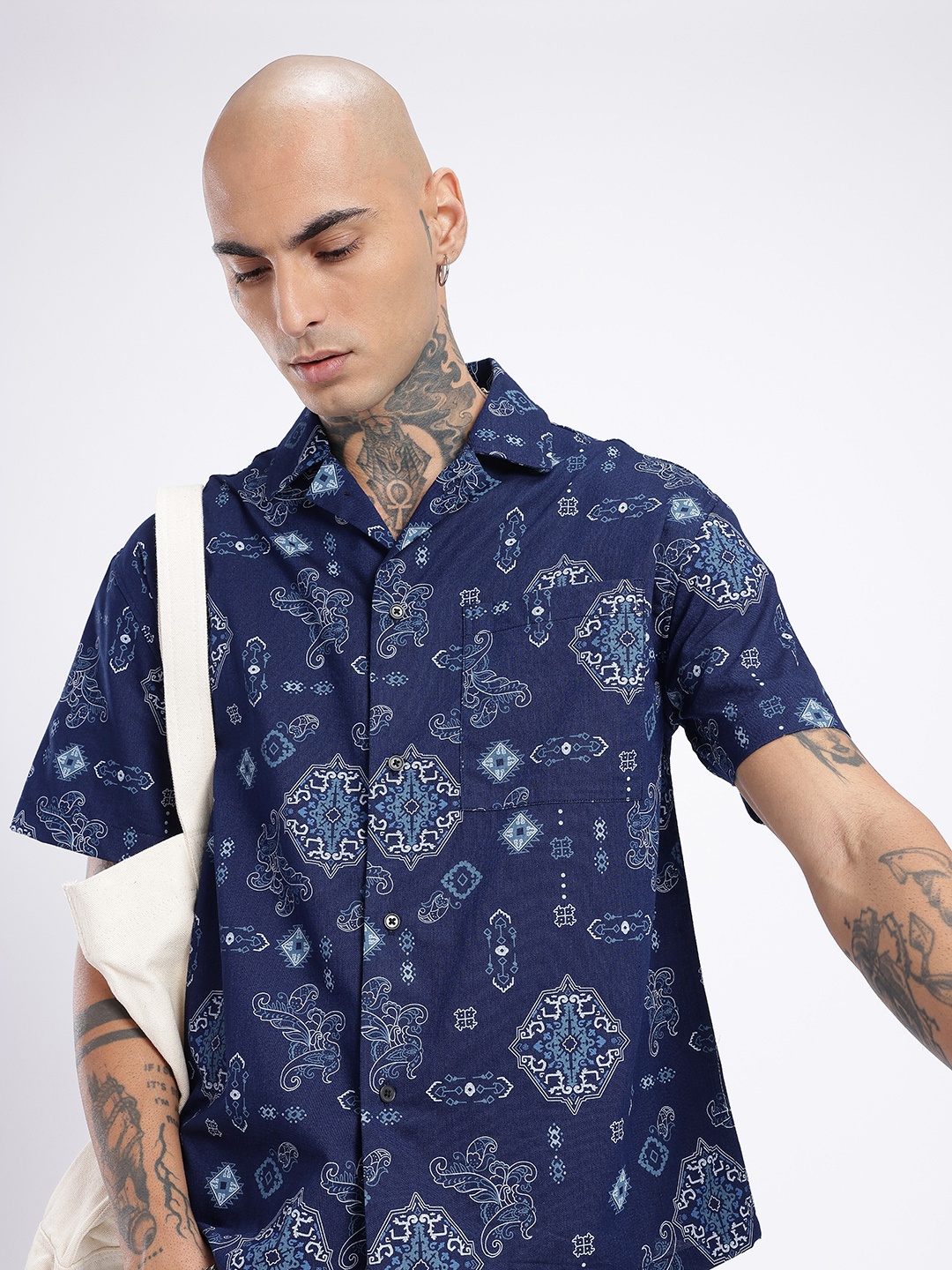 

glitchez Lasting Tradition Printed Relaxed Fit Shirt, Navy blue