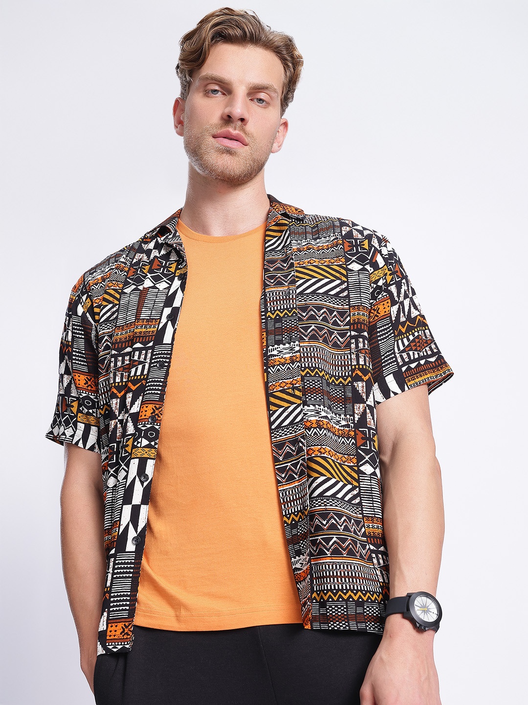 

glitchez Tribal Truffle Oversized Comfort Shirt, Black