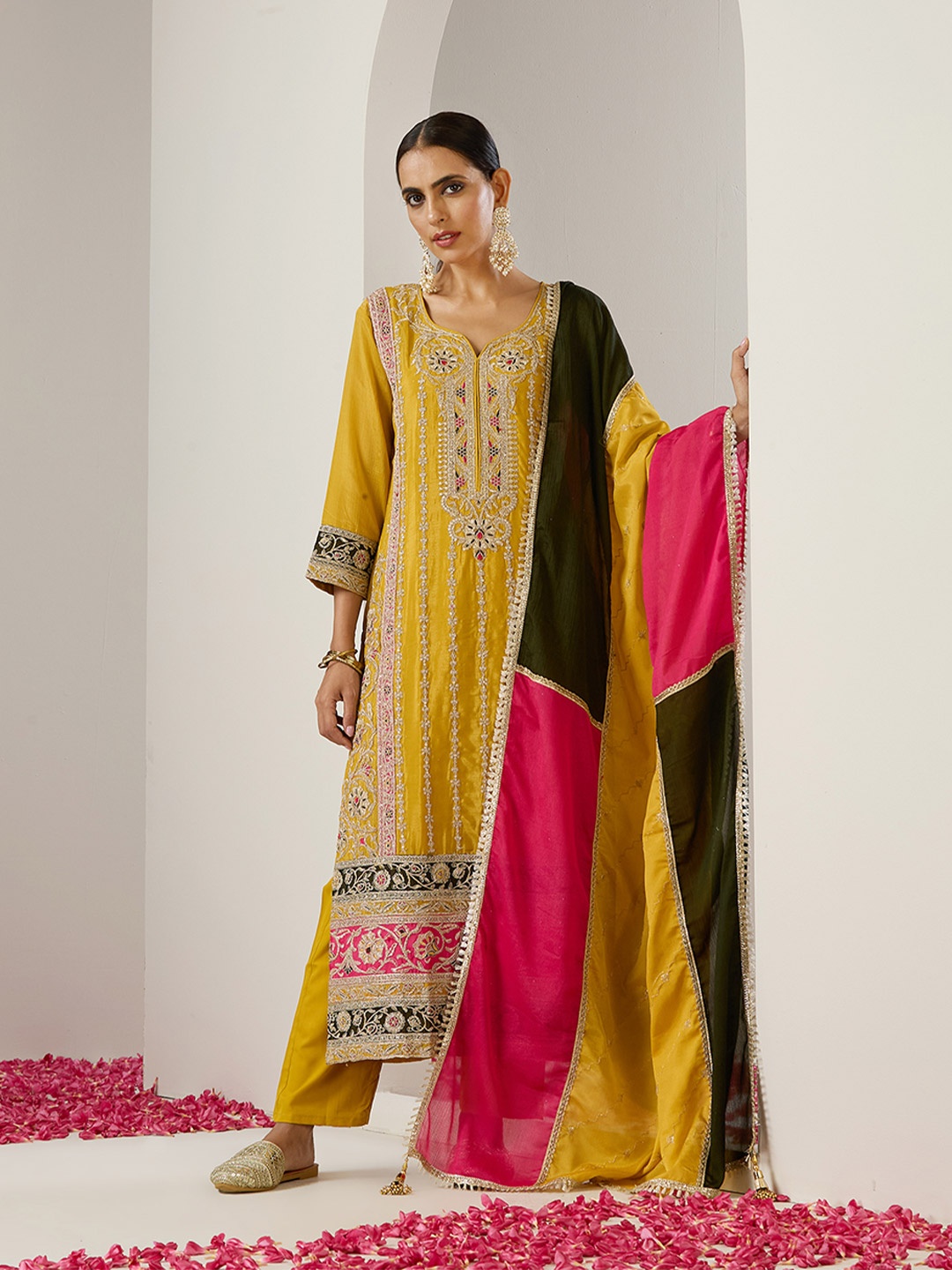 

Ishin Ethnic Motifs Embroidered Regular Gotta Patti Straight Kurta with Trousers & Dupatta, Mustard