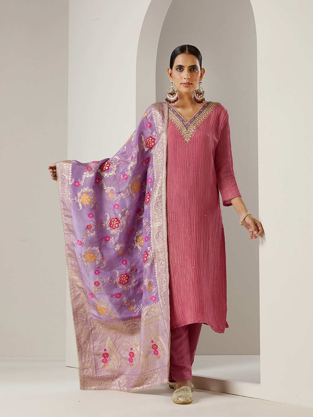 

Ishin Embroidered Regular Thread Work Chanderi Silk Straight Kurta with Trousers & Dupatta, Pink