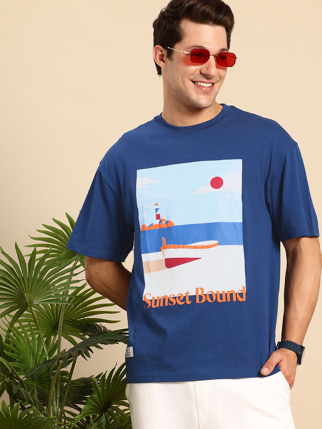 

Mast & Harbour Graphic Printed Drop-Shoulder Sleeves Pure Cotton Oversized T-shirt, Navy blue