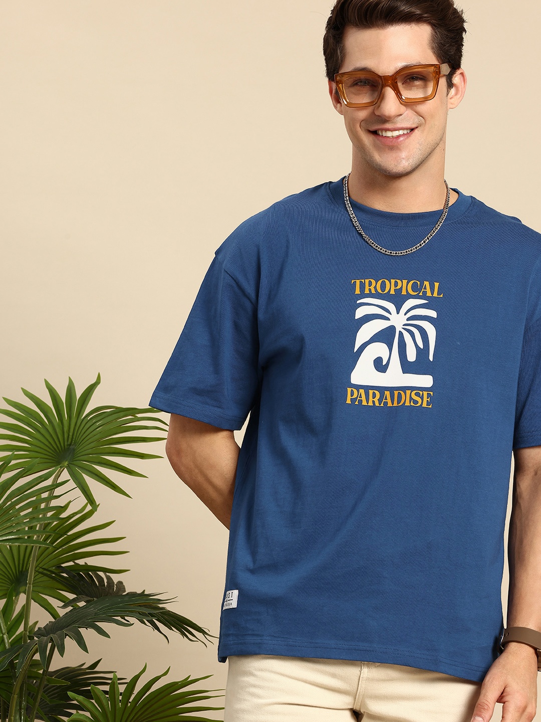 

Mast & Harbour Graphic Printed Drop-Shoulder Sleeves Oversized Pure Cotton T-shirt, Navy blue