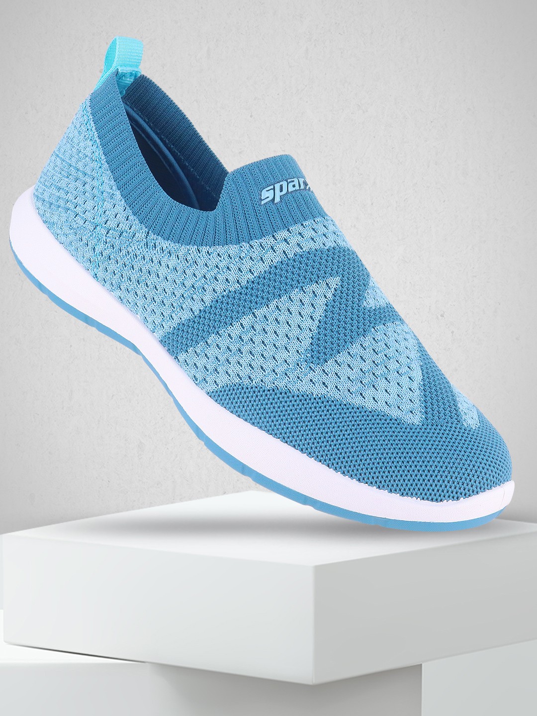 

Sparx Women Round Toe Comfort Insole Slip-On Sneakers, Blue