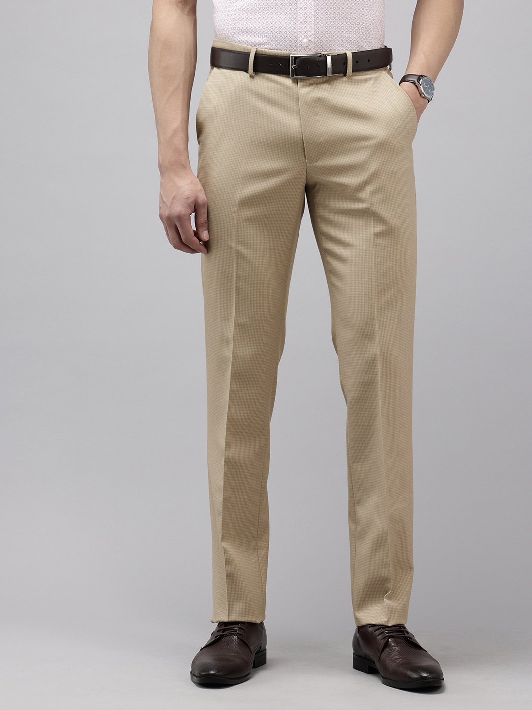 

Van Heusen Men Checked Slim Fit Formal Trousers, Beige